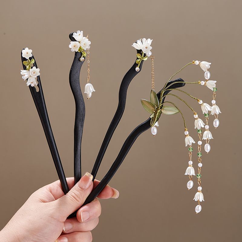 Hanbok Hair Pin - กิ๊บติดผมลายดอกลิลลี่ออฟเดอะแวลลีย์ 1 ชิ้น สไตล์เรโทร ทำจากไม้ประดับพู่ห้อย สำหรับชุดฮั่นฝูจีน